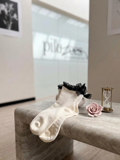 Ruffle Noir Rose Soles Collection